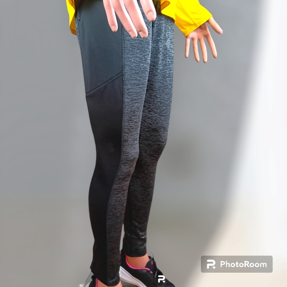 Athletic Works workout pants - Picture 2 of 8